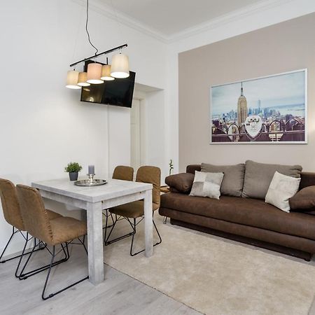 The Lohmeyerstr Hh, 2 Bed Rooms Up To 5 People Berlin Exterior photo